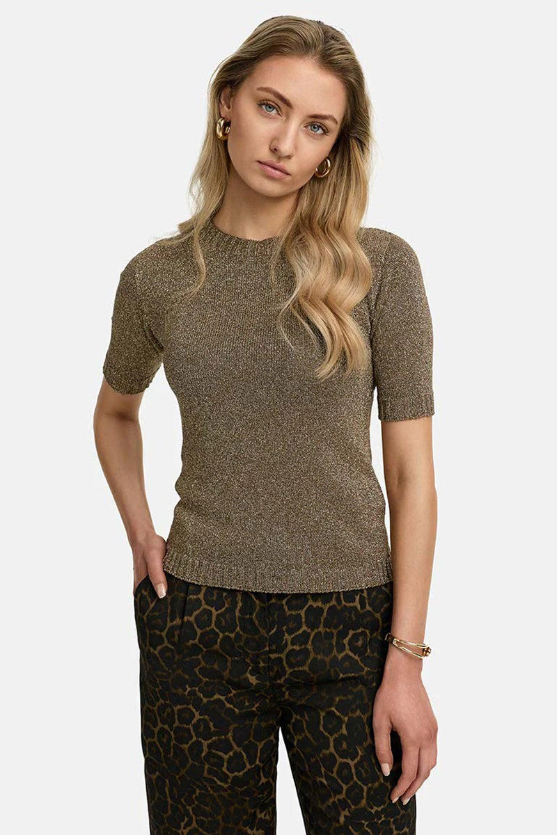 Pullover in glitter yarn