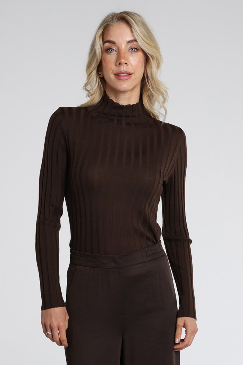 Turtleneck blouse in merino wool