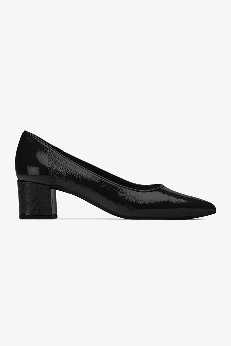 Jovera pointed toe pump