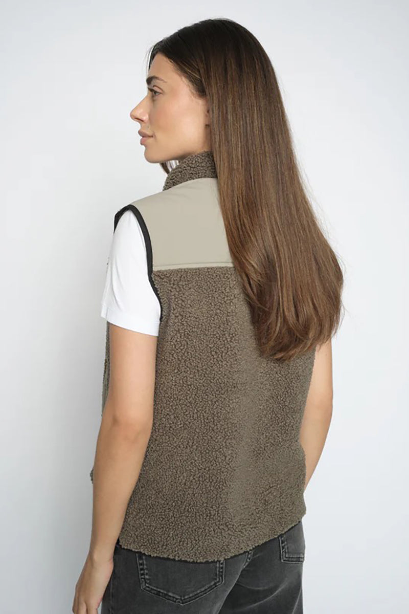 MMRowe Eli Teddy Vest