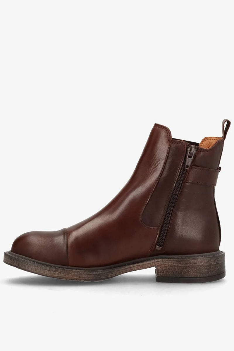 Beatrice ankle boots