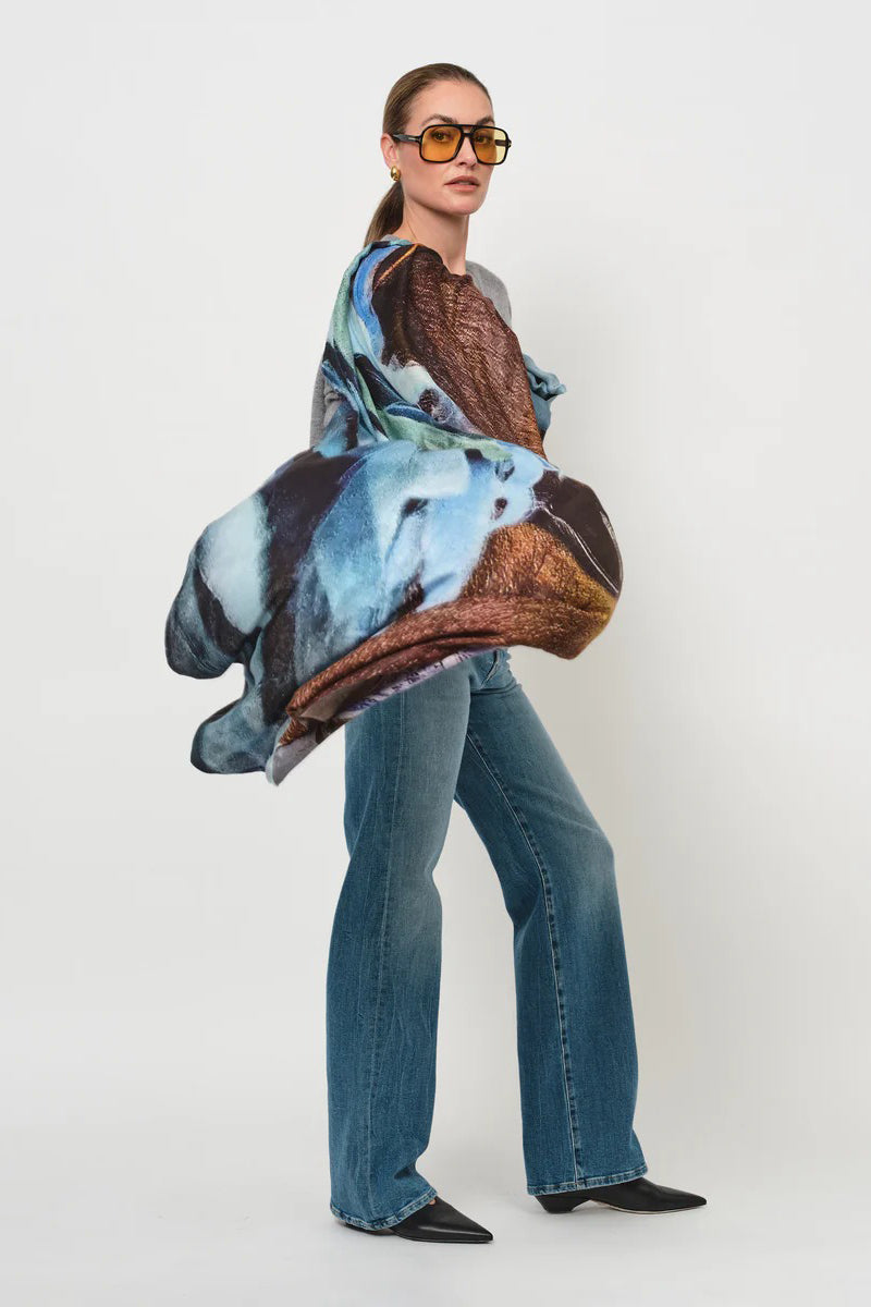 Double sided scarf vase/horse