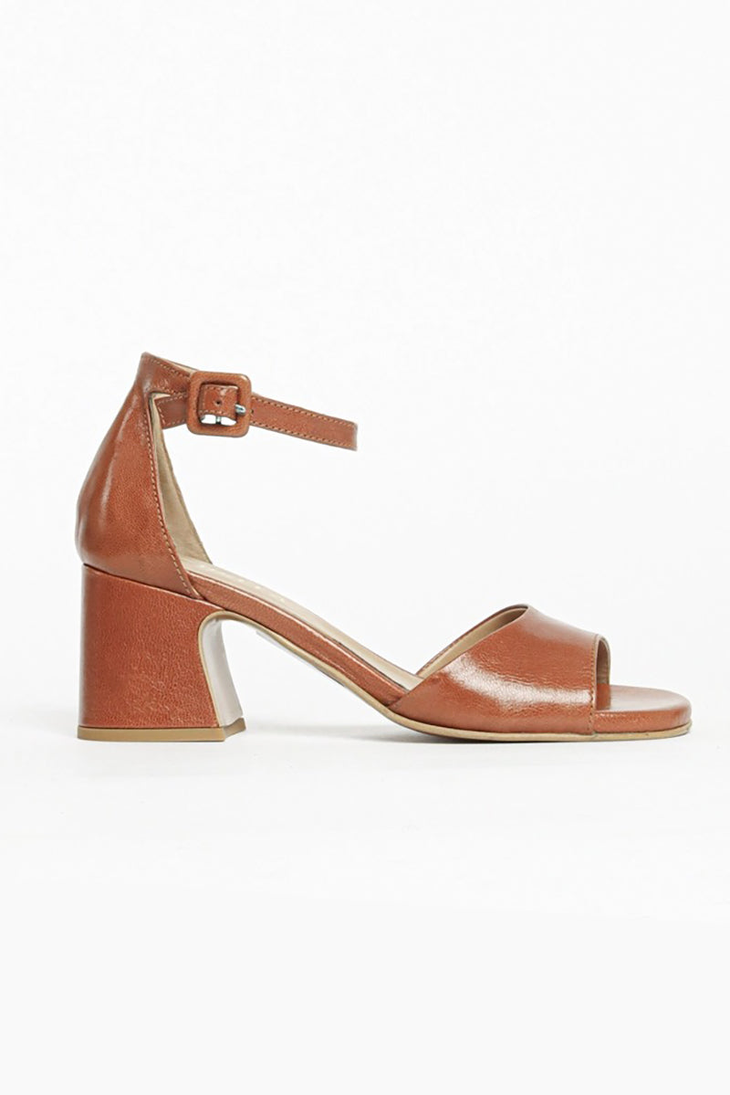 Lidia sandals