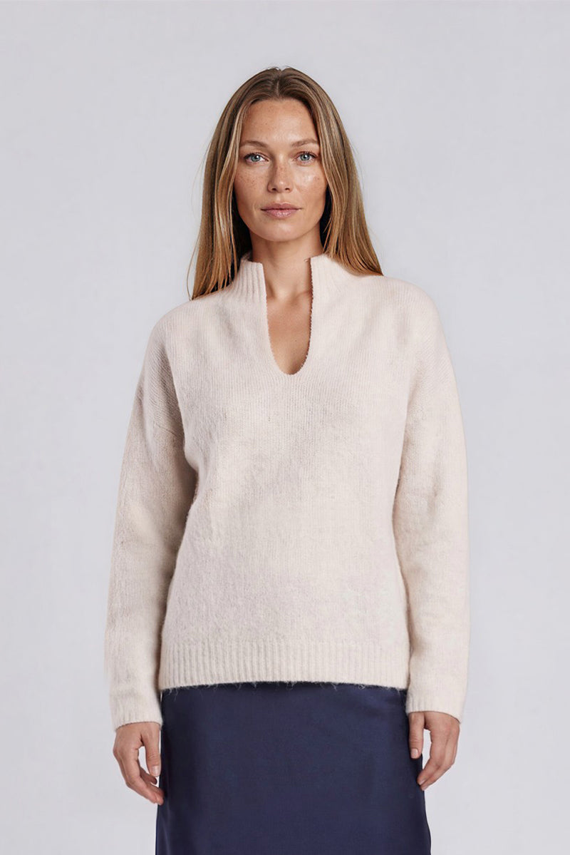 Raised V-neck cardigan