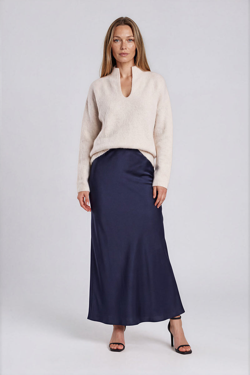 Raised V-neck cardigan