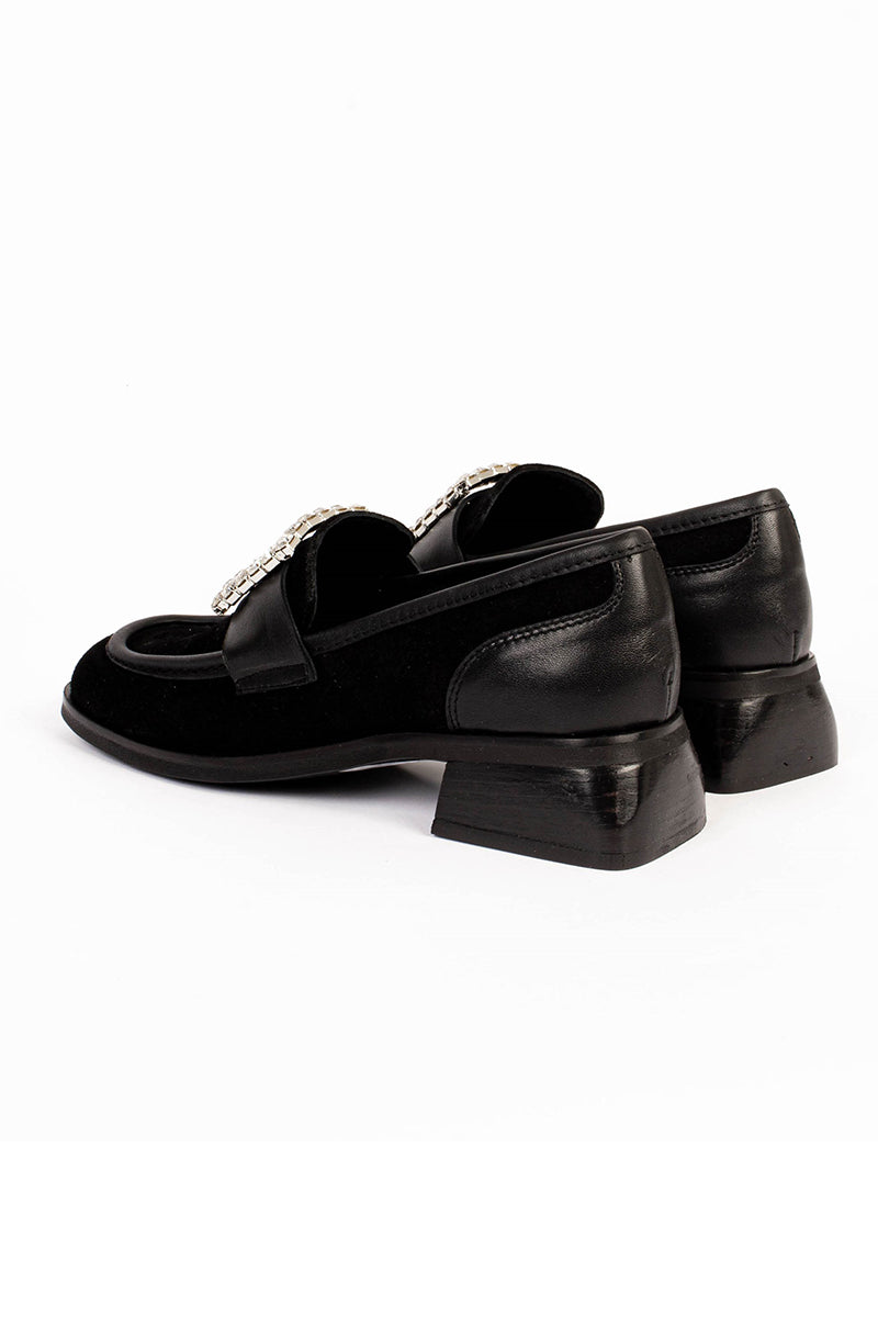 Manola loafers