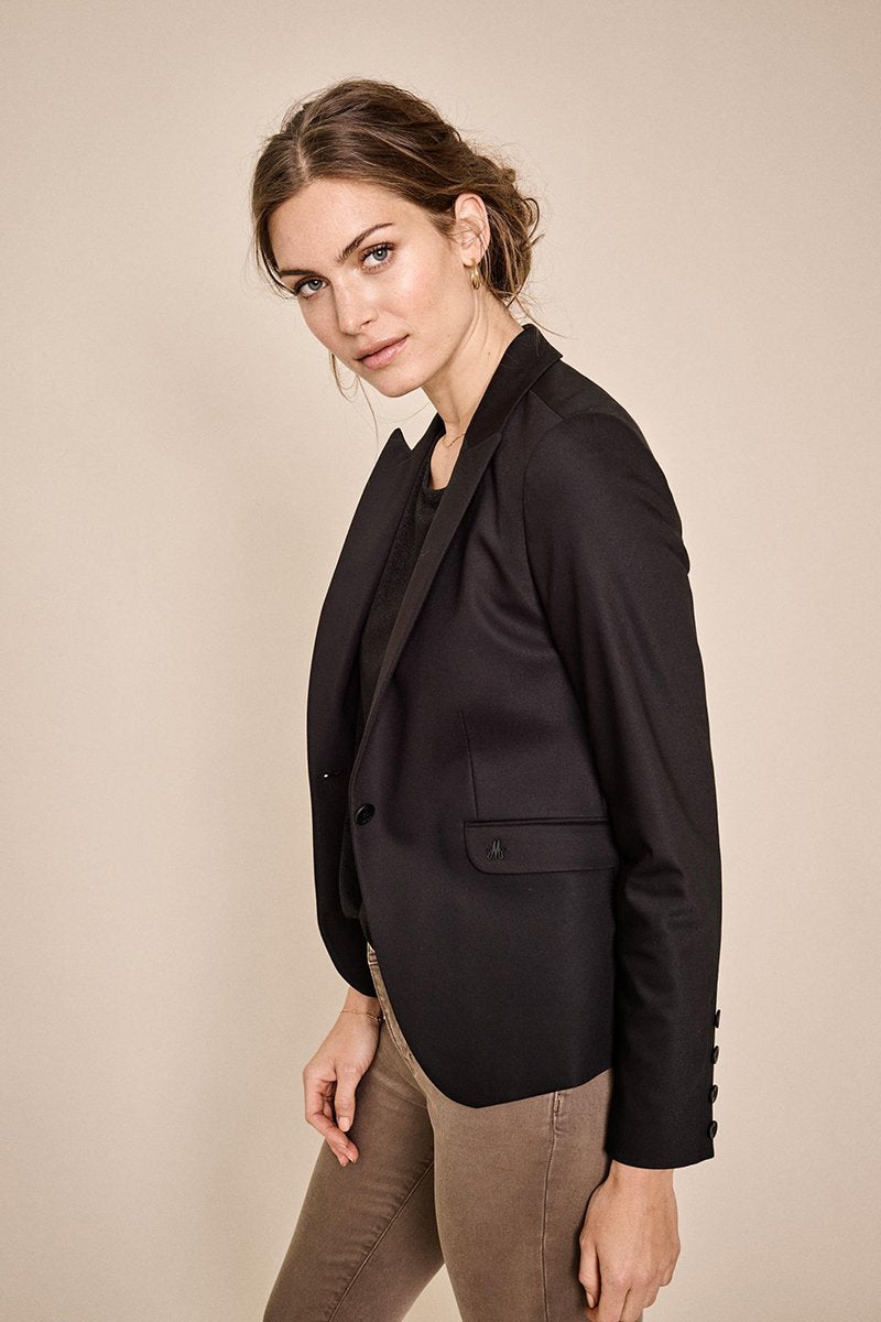 Vinsæll Mos Mosh dragtarjakki