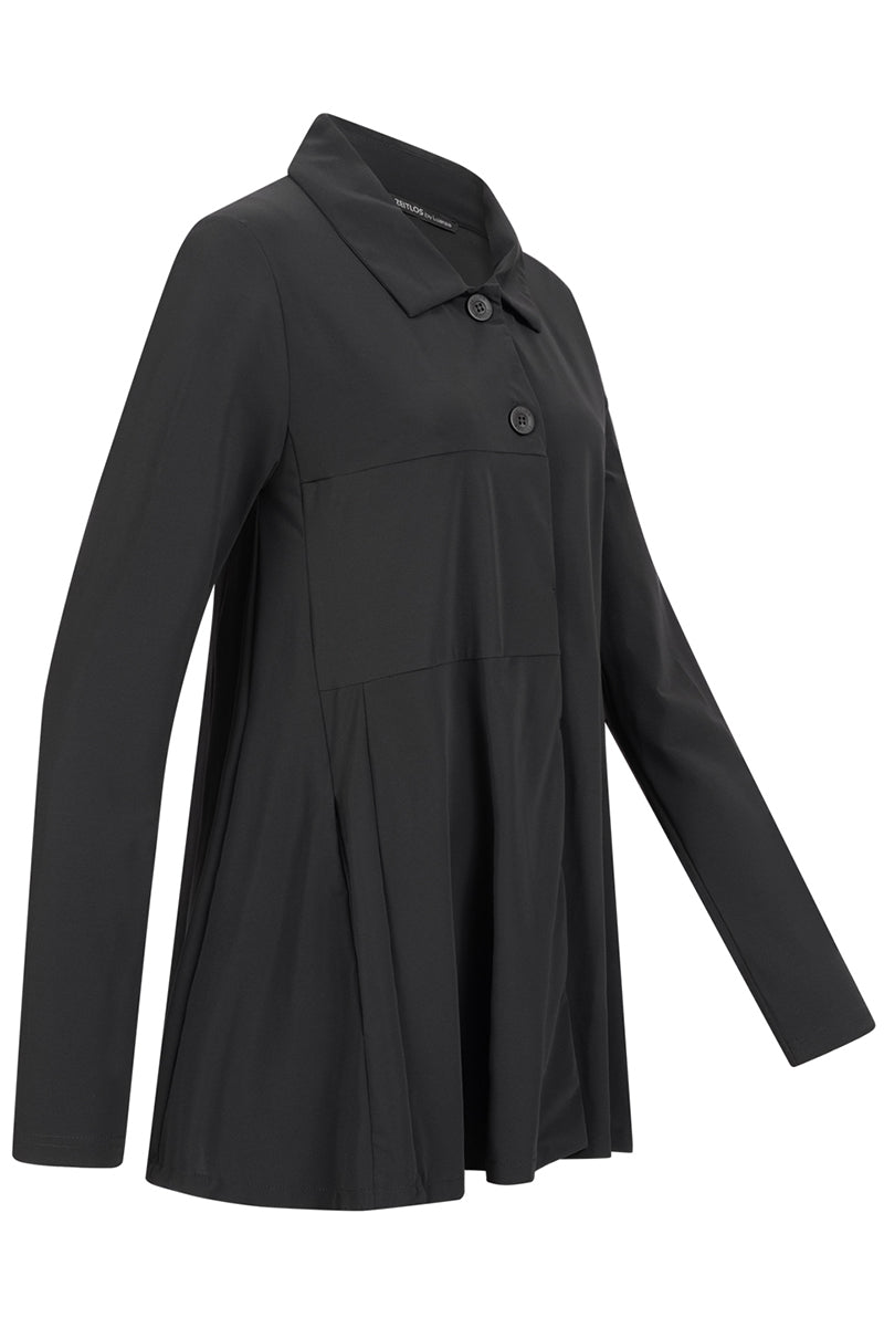 Jakki frá Zeitlos by Luana