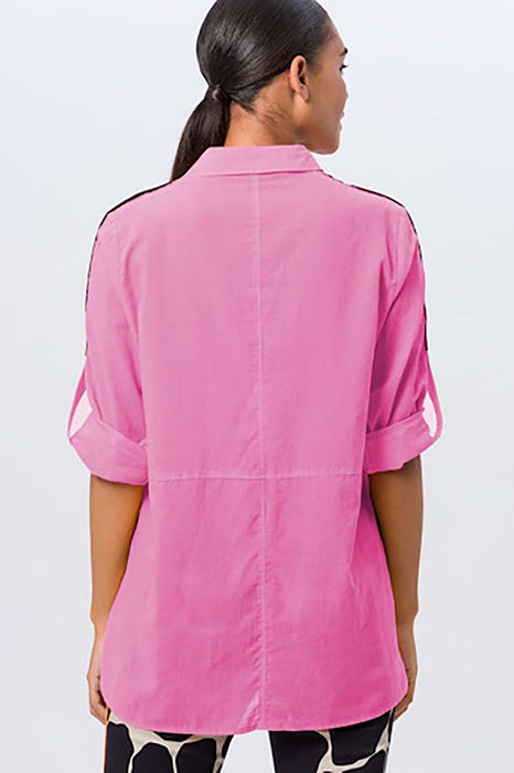 Long shirt with a stylishly extended back