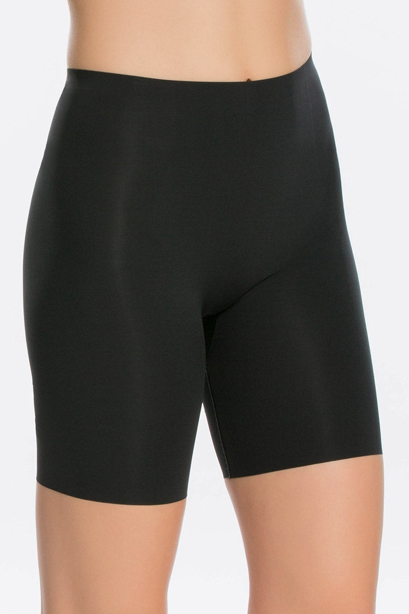 Thinstincts® Mid-Thigh Short