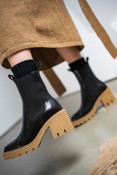Punch chelsea boots