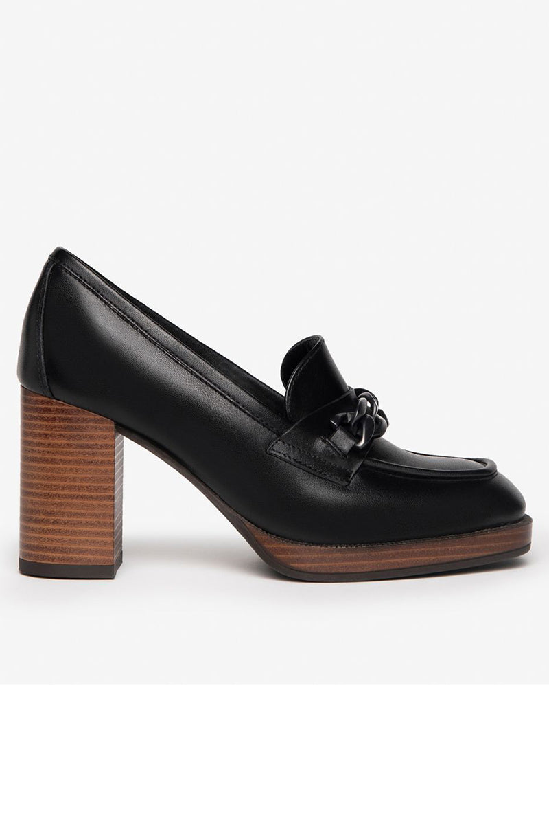 Leather heel loafers