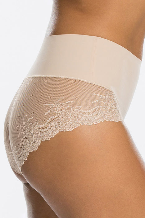 Undie-tectable® Lace Hi-Hipster Panty